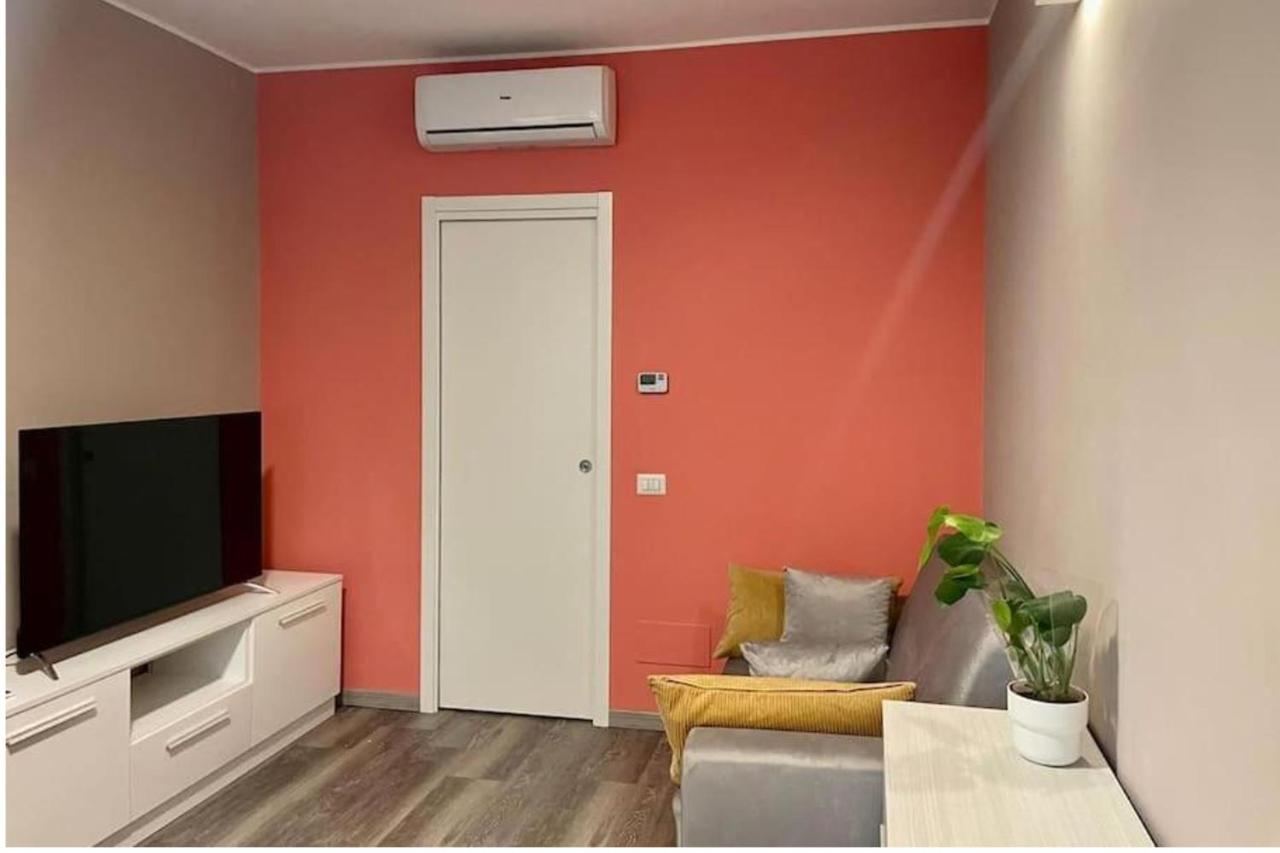 Appartamento In Centro A Milano Con A/C & Wi-Fi Екстериор снимка