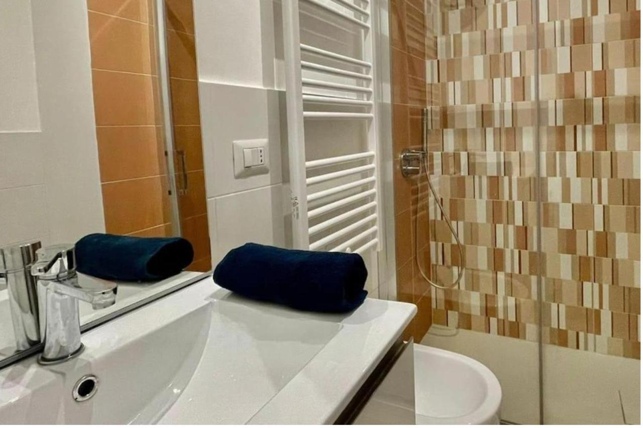 Appartamento In Centro A Milano Con A/C & Wi-Fi Екстериор снимка